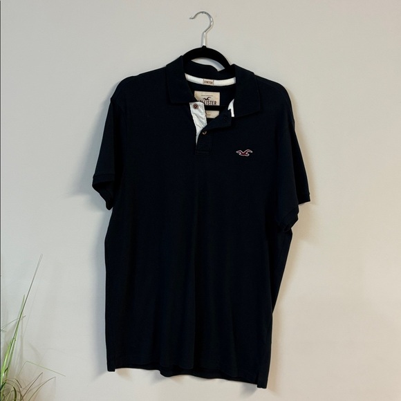BNWOT Hollister Navy Polo Shirt size L - Picture 2 of 5